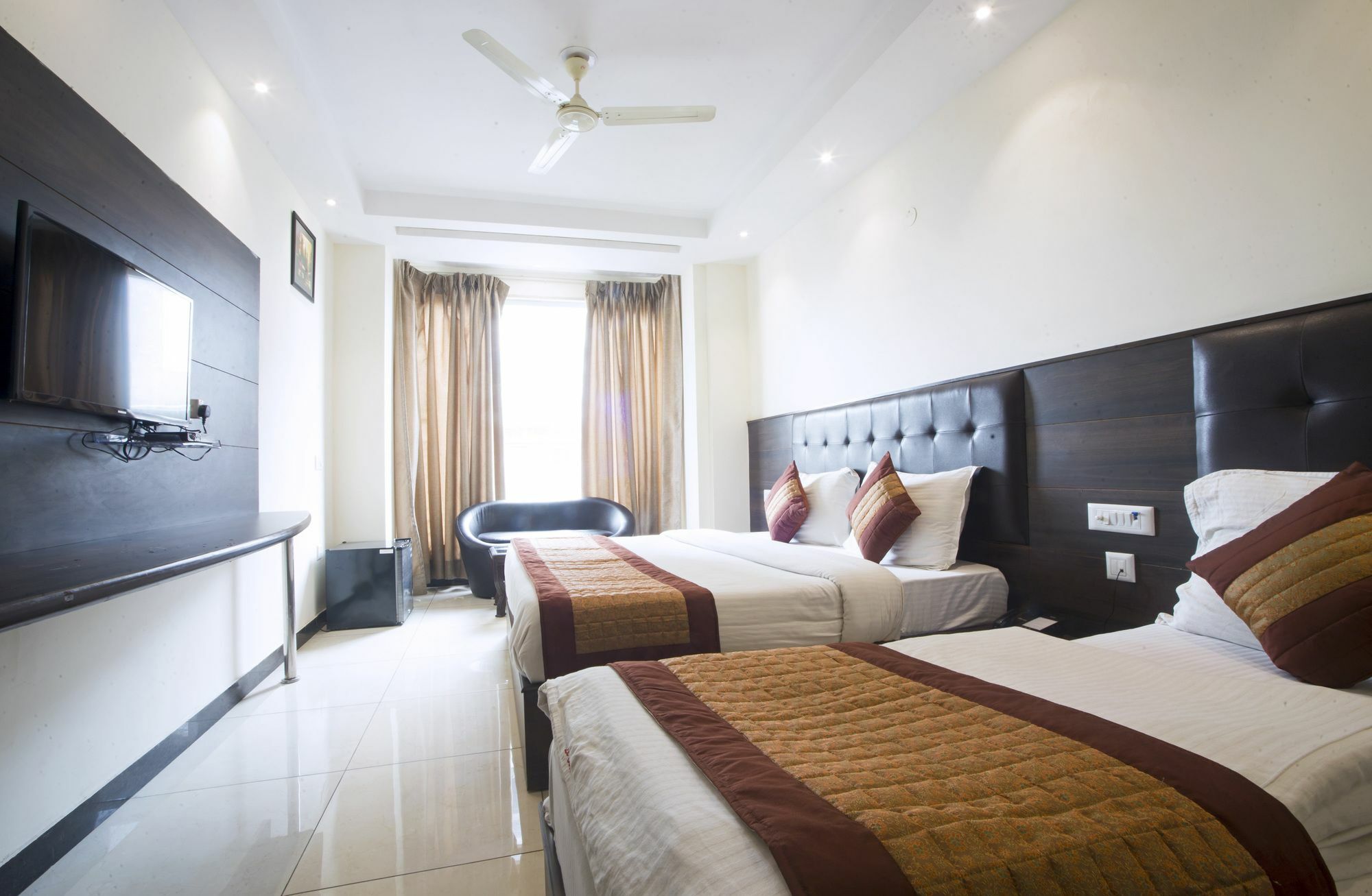 Fabexpress Le Continental Paharganj New Delhi Hotell Eksteriør bilde